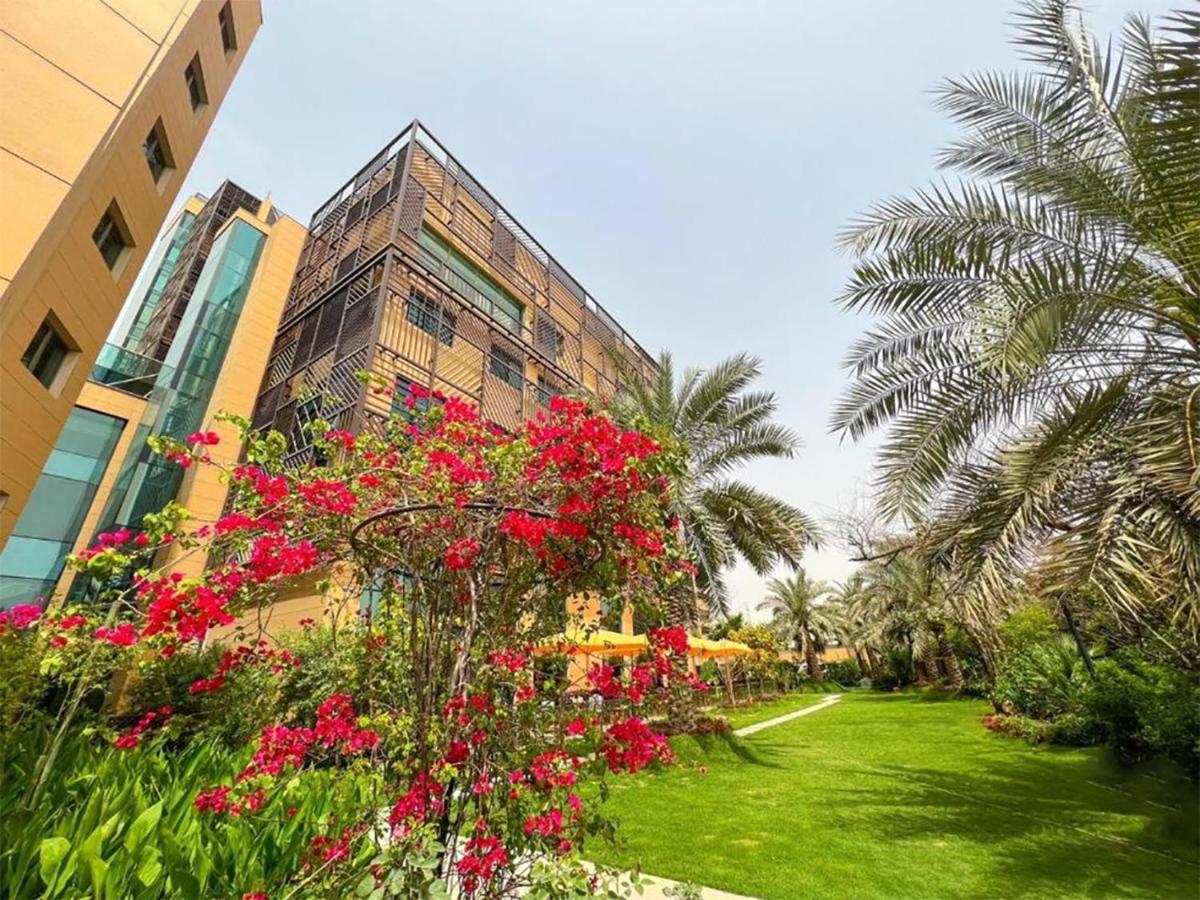 Grand Millennium Al Seef Basra Exteriör bild